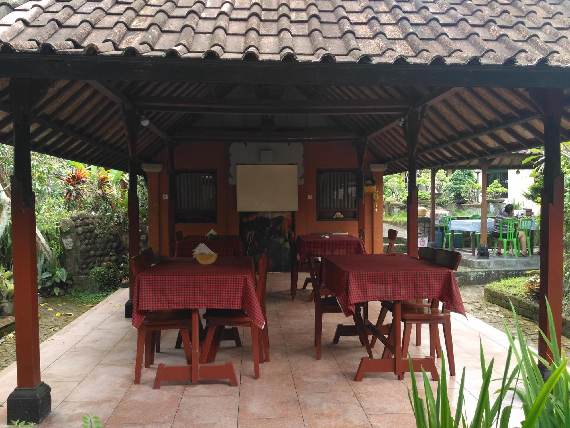Dhangin Taman Karangasem Kültér fotó